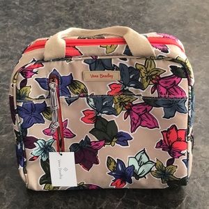 NWT Vera Bradley Lunch Cooler - Falling Flowers Neutral